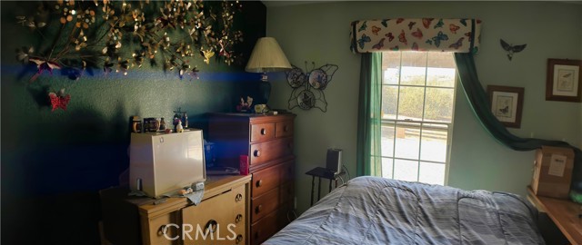 Detail Gallery Image 31 of 44 For 10975 Decker, Oak Hills,  CA 92344 - 3 Beds | 2 Baths