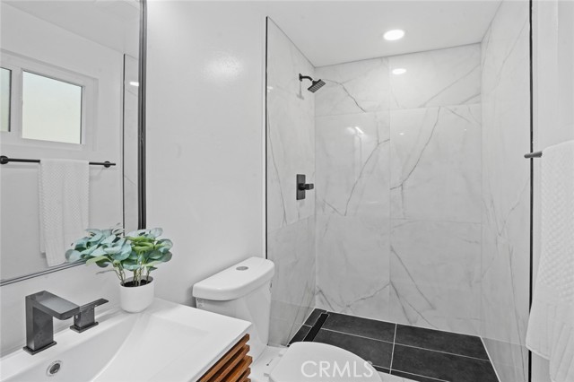 13455 Carriage Road, Poway CA: https://media.crmls.org/medias/ff1db24f-cf91-4829-8dc1-440ee63285c6.jpg