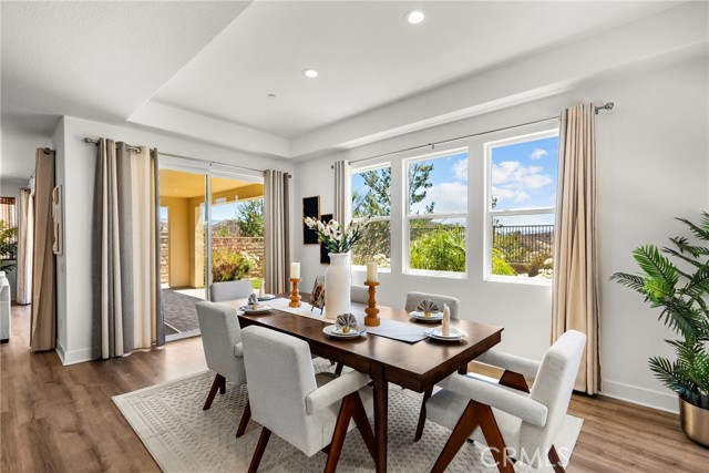 19162 Lauren Lane, Saugus CA: https://media.crmls.org/medias/ff1e243f-4791-44a6-b513-d4922981e54b.jpg