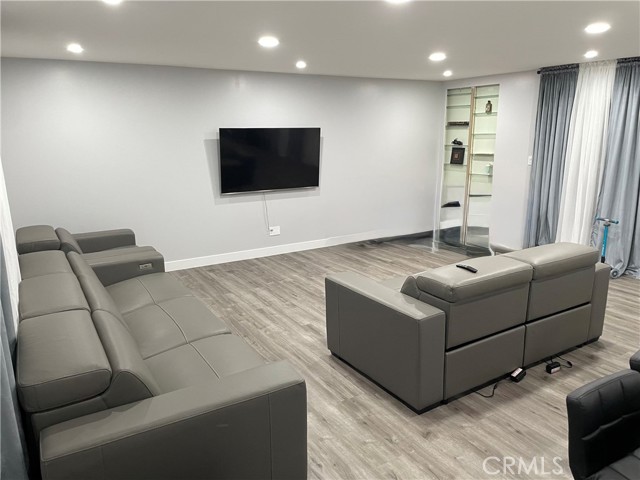 Detail Gallery Image 11 of 14 For 2321 W Avenue M4, Palmdale,  CA 93551 - 2 Beds | 2 Baths