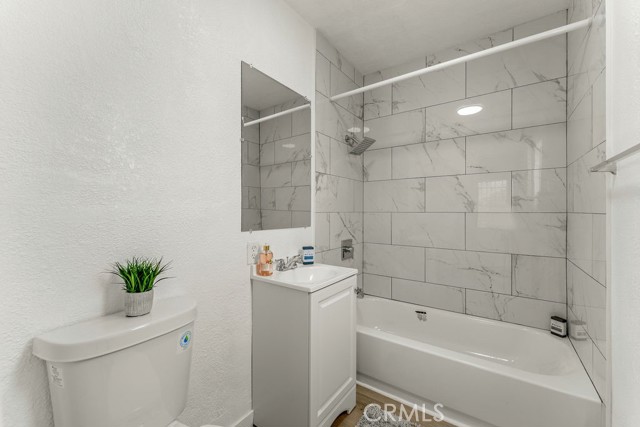 Detail Gallery Image 13 of 19 For 9309 S Broadway, Los Angeles,  CA 90003 - – Beds | – Baths