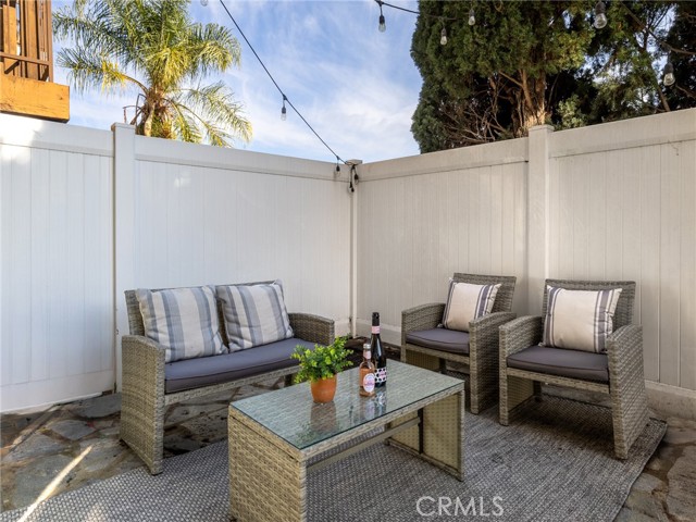 1732 Wollacott Street, Redondo Beach, California 90278, 3 Bedrooms Bedrooms, ,2 BathroomsBathrooms,Residential,For Sale,Wollacott,SB25017562