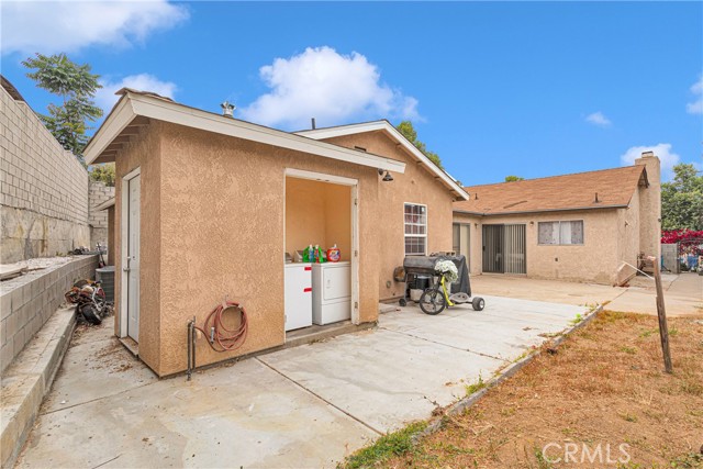 5834 Norman Way, Riverside CA: https://media.crmls.org/medias/ff202a0a-423d-4e45-9b16-84e9fd6fab6a.jpg