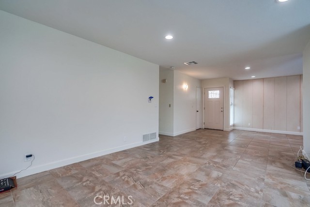 650 W Florence Avenue, La Habra CA: https://media.crmls.org/medias/ff2129fe-fba5-4dcc-bbf3-c6346fe2f523.jpg