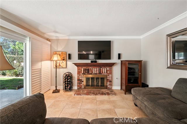 3581 Hillsdale Ranch Road, Chino Hills CA: https://media.crmls.org/medias/ff21dbbb-dd30-4f2f-85d1-66dd6ba55c70.jpg
