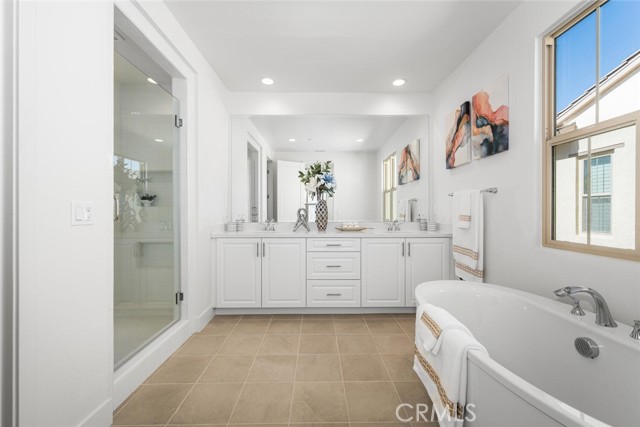 Detail Gallery Image 16 of 38 For 107 Somera, Irvine,  CA 92602 - 4 Beds | 3 Baths