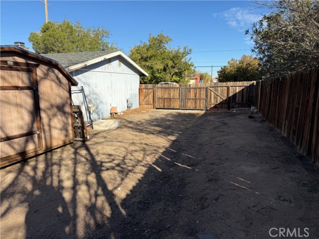 Detail Gallery Image 26 of 28 For 17747 Walnut, Hesperia,  CA 92345 - 3 Beds | 2 Baths