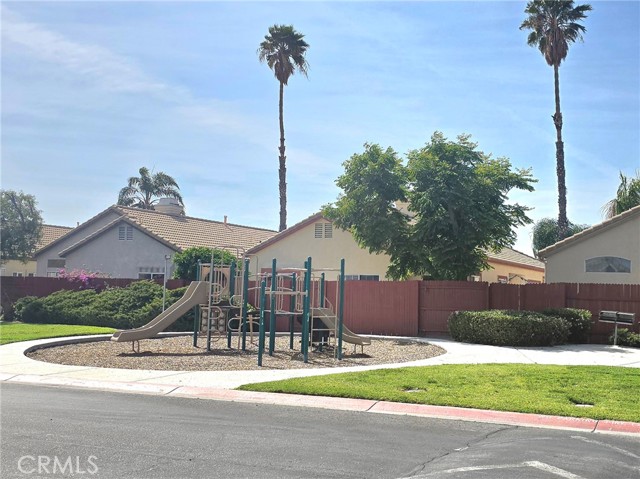 718 Laxford Road, San Jacinto CA: https://media.crmls.org/medias/ff243b84-a809-4e74-a8a4-b03fff419279.jpg