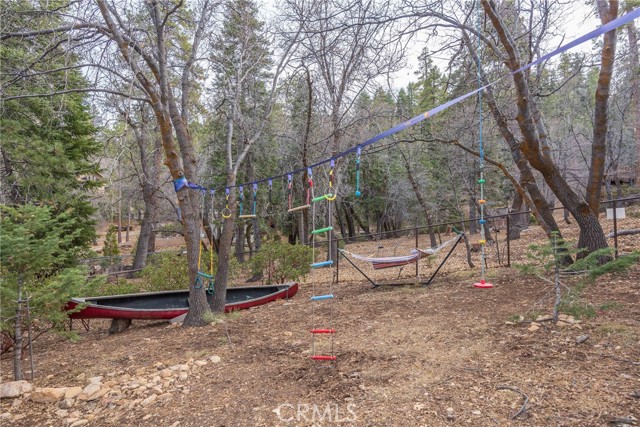 Detail Gallery Image 14 of 39 For 41175 Terrapin, Big Bear Lake,  CA 92315 - 2 Beds | 2 Baths