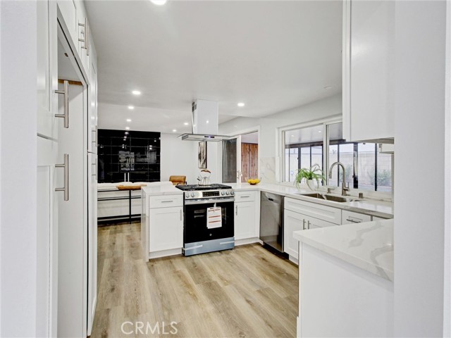 Detail Gallery Image 11 of 32 For 1675 E Cyrene, Carson,  CA 90746 - 5 Beds | 3 Baths