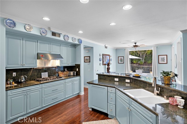 14 Marchin Drive, Coto de Caza CA: https://media.crmls.org/medias/ff2627bb-c06e-4745-b6f1-425c2512274f.jpg