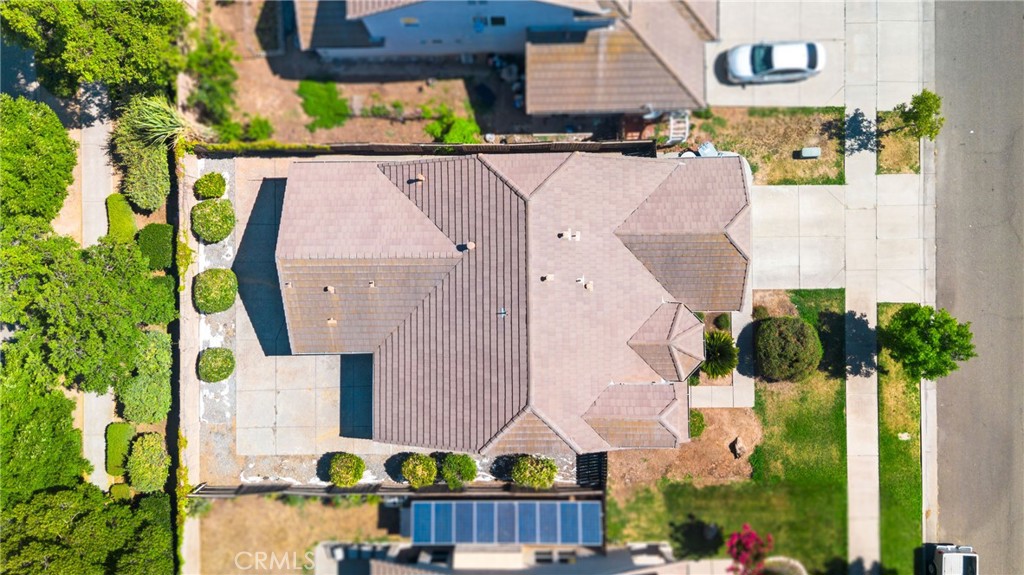 https://media.crmls.org/medias/ff271504-29bc-4b1b-a01d-6229e62116df.jpg?preset=X-Large