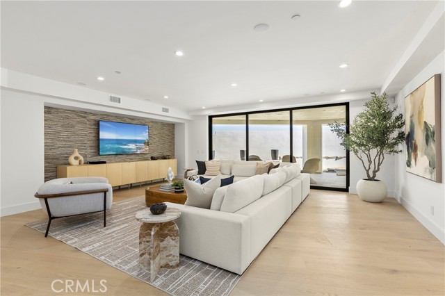 Detail Gallery Image 32 of 61 For 23502 Seaward Isle, Dana Point,  CA 92629 - 4 Beds | 4/2 Baths