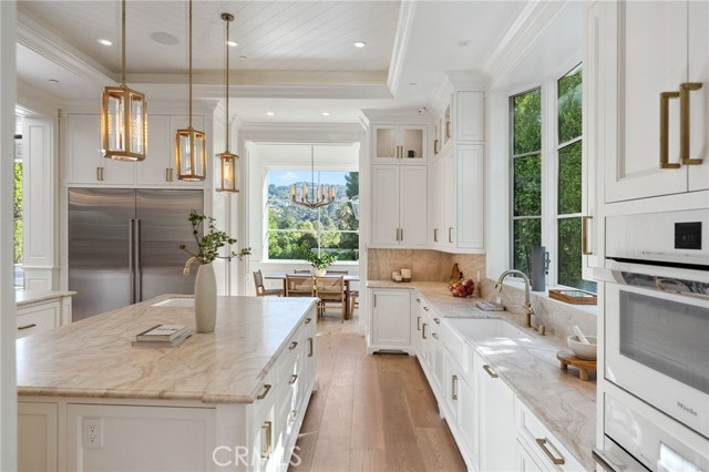 16630 Oldham Place, Encino CA: https://media.crmls.org/medias/ff27593c-f3f0-43e6-af09-9f456dedf7bd.jpg