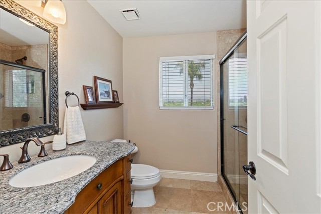 40624 Calle Cancion, Temecula CA: https://media.crmls.org/medias/ff28de53-25b6-48b5-907c-d36c33e4ab1b.jpg
