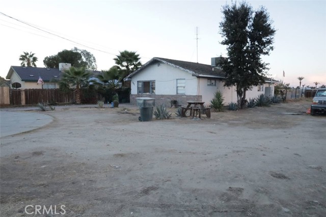 Detail Gallery Image 17 of 18 For 982 W Davis St, Hanford,  CA 93230 - 4 Beds | 2 Baths