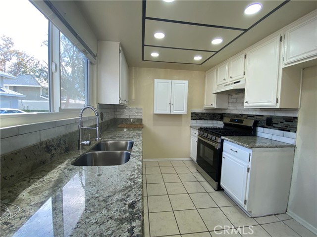 1380 W 48th Street, San Bernardino CA: https://media.crmls.org/medias/ff2987c4-7252-46c6-a5ae-3bf5f2c2eb0b.jpg