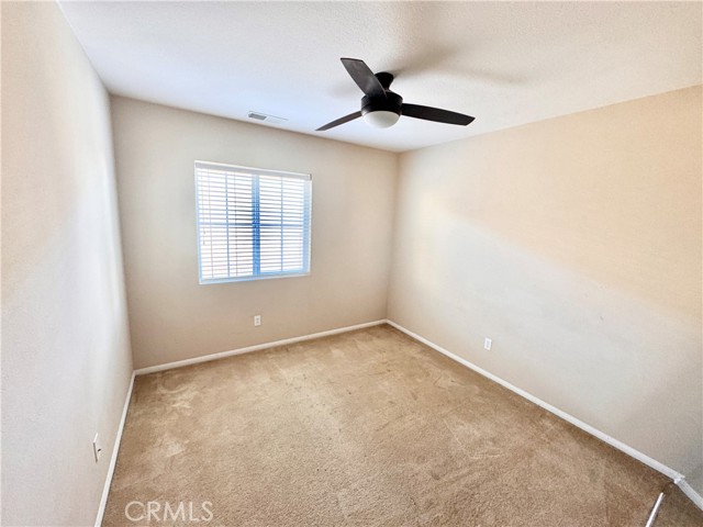 Detail Gallery Image 11 of 30 For 27090 Aventurine Way, Moreno Valley,  CA 92555 - 4 Beds | 2/1 Baths