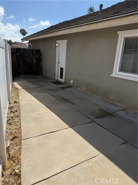 Detail Gallery Image 12 of 28 For 22322 Hillshore Ct, Wildomar,  CA 92595 - 3 Beds | 2 Baths