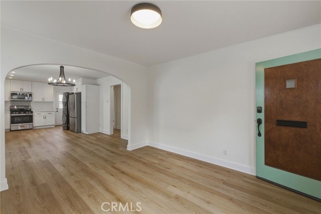 Detail Gallery Image 5 of 24 For 826 Oro, San Pedro,  CA 90731 - 2 Beds | 1 Baths