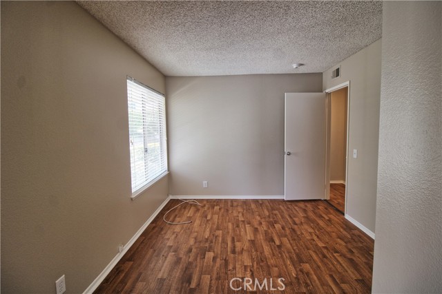 Detail Gallery Image 6 of 13 For 25710 Sunrise Way, Loma Linda,  CA 92354 - 2 Beds | 2 Baths