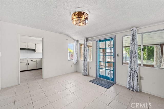 25869 Sandy Lodge Road, Menifee CA: https://media.crmls.org/medias/ff2c4bc7-a451-40c5-9b5e-d922ae0fa866.jpg