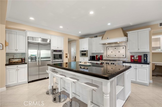 Detail Gallery Image 5 of 45 For 1009 Newhall Ter, Brea,  CA 92821 - 5 Beds | 5/1 Baths
