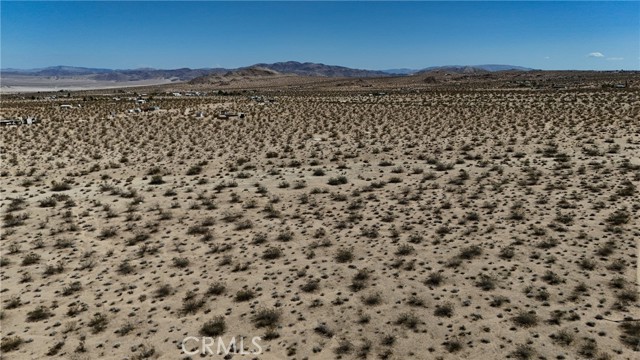 Detail Gallery Image 9 of 15 For 775 Manzanita Rd, Johnson Valley,  CA 92285 - – Beds | – Baths