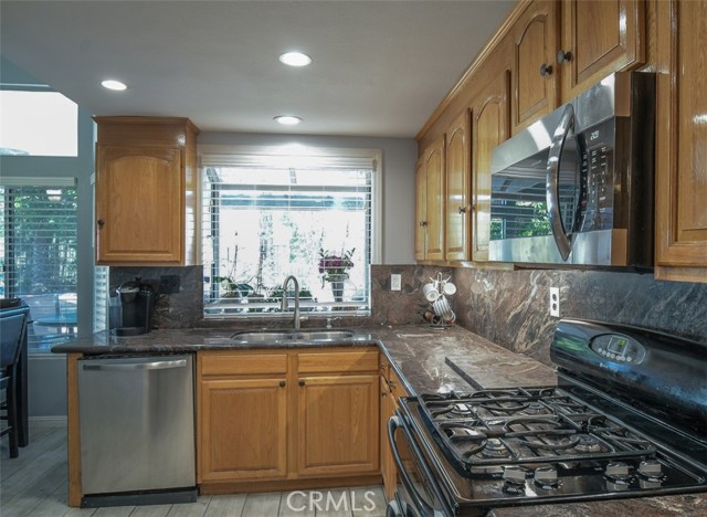 Detail Gallery Image 12 of 38 For 39520 Countryside, Murrieta,  CA 92562 - 4 Beds | 2 Baths