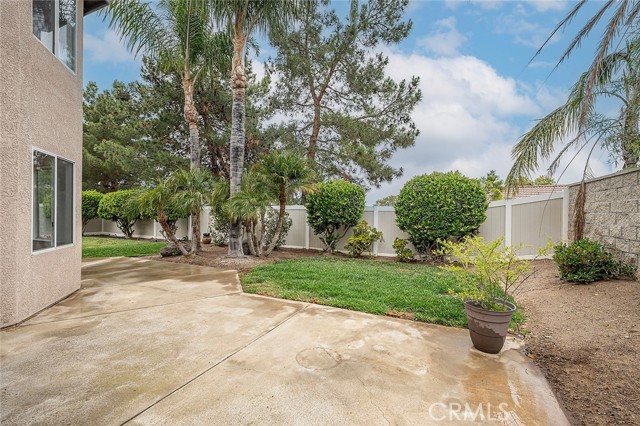 701 Black Oak Circle, Corona CA: https://media.crmls.org/medias/ff2dd7b4-36aa-4c15-8779-a32c1685f764.jpg