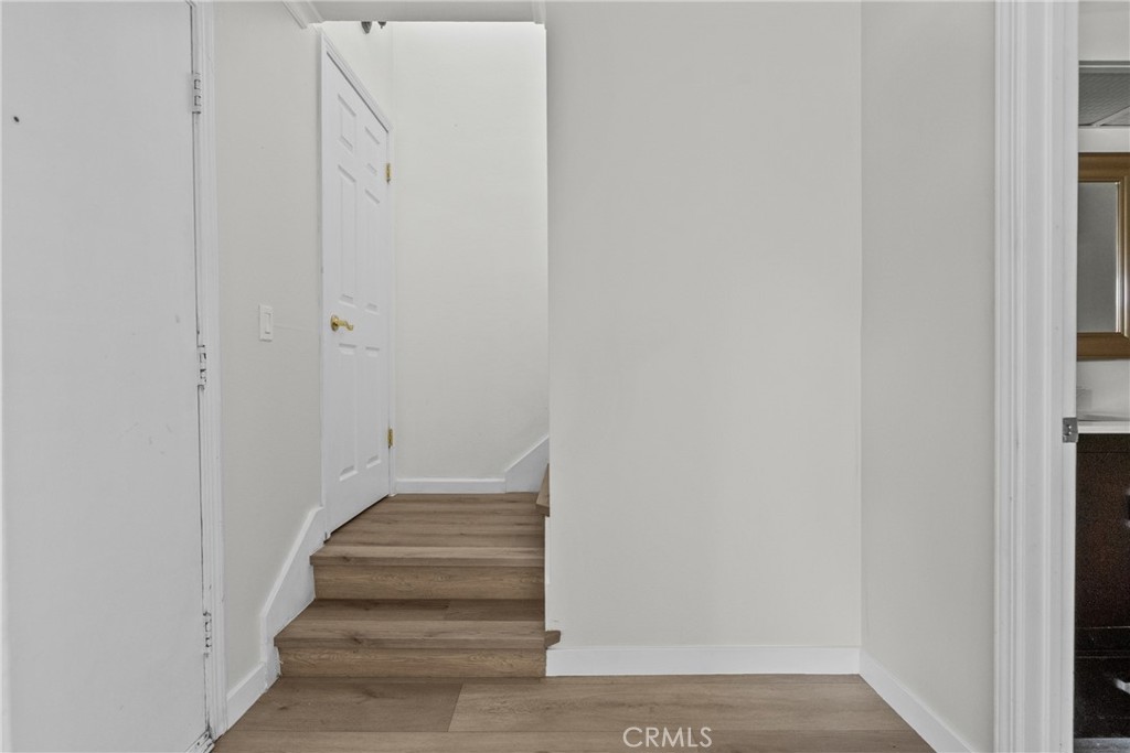 https://media.crmls.org/medias/ff2e1151-8327-418a-9d0e-a34f8ac4c5b8.jpg?preset=X-Large