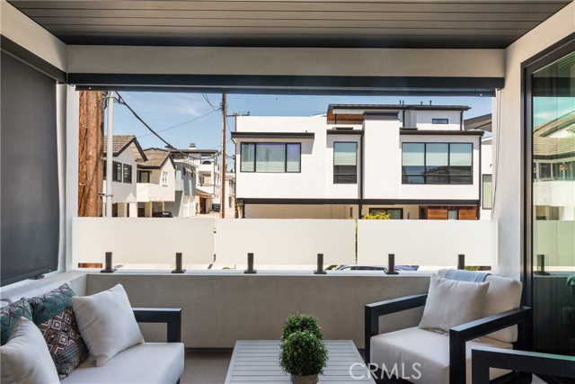 Detail Gallery Image 30 of 64 For 521 1/2 Iris Ave, Corona Del Mar,  CA 92625 - 2 Beds | 2/1 Baths