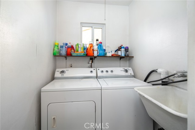 Detail Gallery Image 15 of 35 For 38303 Rita St, Palmdale,  CA 93550 - 3 Beds | 2 Baths