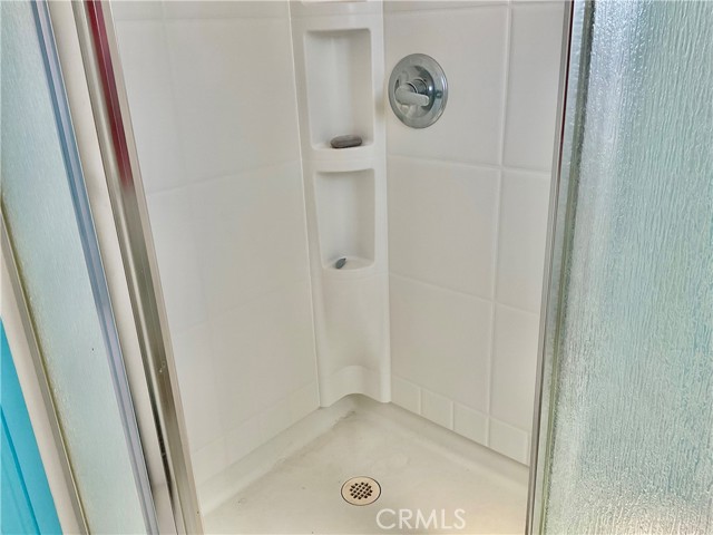 68919 Kachina Drive, 29 Palms CA: https://media.crmls.org/medias/ff30a6bc-2007-4a6a-a5da-34e17eaae0ea.jpg