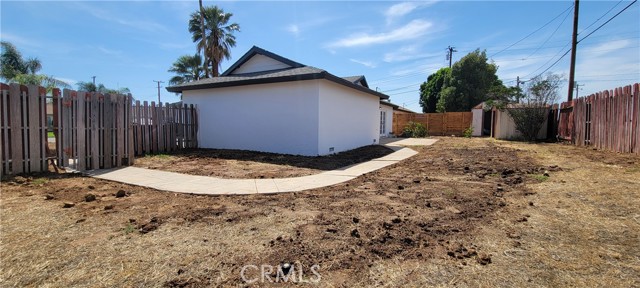 Detail Gallery Image 18 of 19 For 3355 Debbie Ln, Riverside,  CA 92501 - 4 Beds | 2 Baths