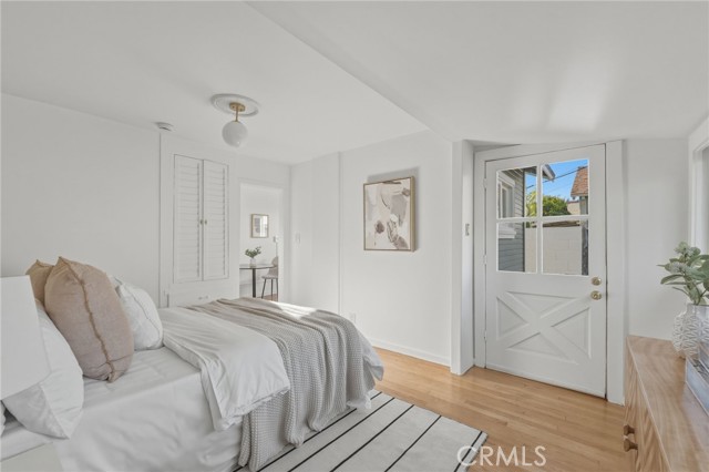 Image 30 of 50 For 3327 Hollydale Dr.