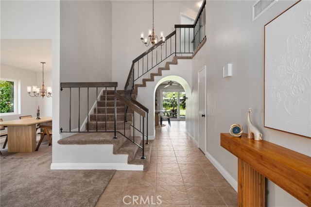 23761 Singapore Street, Mission Viejo CA: https://media.crmls.org/medias/ff320e8b-ad07-41b8-ae5b-bcf74bc20318.jpg