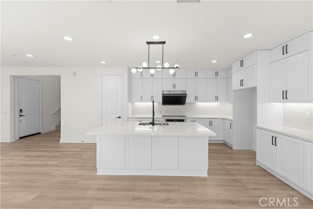 8606 Mission Villa Dr photo 11