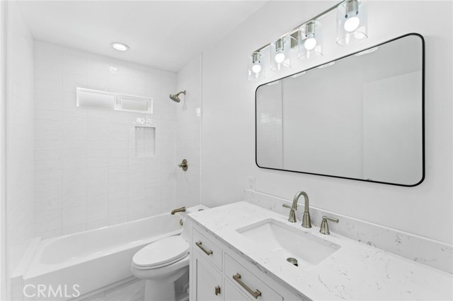 Detail Gallery Image 19 of 30 For 5934 8th Ave, Los Angeles,  CA 90043 - 3 Beds | 2/1 Baths