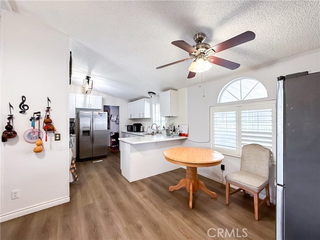 Detail Gallery Image 9 of 62 For 1855 E Riverside #130,  Ontario,  CA 91761 - 4 Beds | 2 Baths