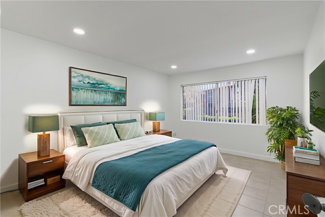 Detail Gallery Image 16 of 32 For 1044 Cabrillo Park #B,  Santa Ana,  CA 92701 - 2 Beds | 1 Baths