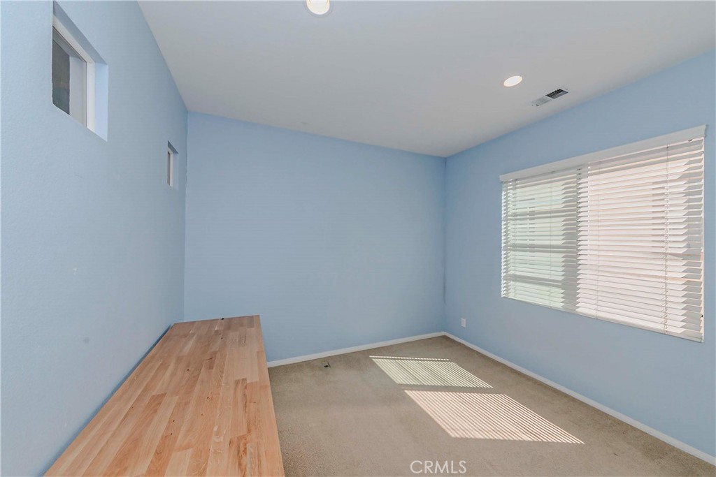 Ff33d20f 5b0d 4f80 Bcd4 E7e800a733e0