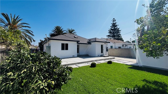 Detail Gallery Image 21 of 28 For 8954 Kramerwood Pl, Los Angeles,  CA 90034 - 3 Beds | 2 Baths
