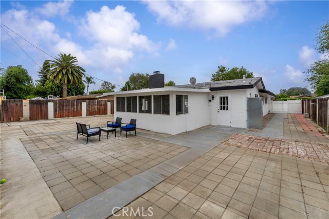 17121 Simonds Street, Granada Hills CA: https://media.crmls.org/medias/ff34b70c-3cc8-4b83-9cce-bc17f1d75b6b.jpg