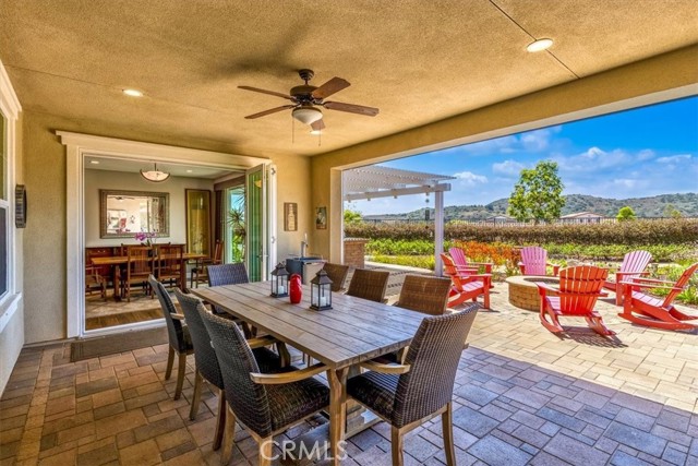 11 Risa Street, Rancho Mission Viejo CA: https://media.crmls.org/medias/ff358360-230e-414a-9806-b83a74b69805.jpg