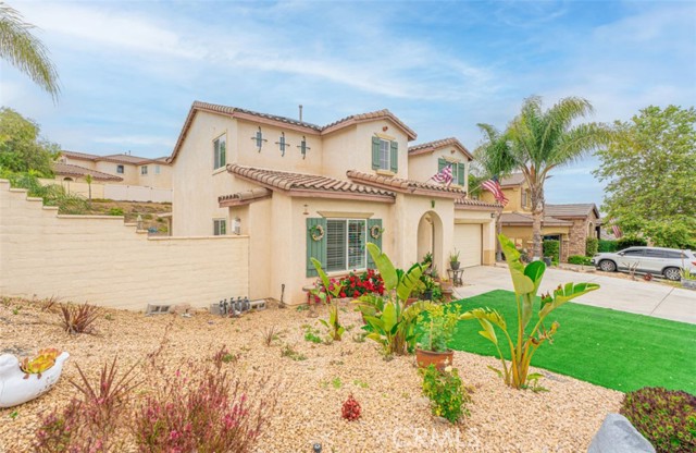 4118 Larkspur Street, Lake Elsinore CA: https://media.crmls.org/medias/ff36fa39-d850-48fc-a274-eae34e139bda.jpg