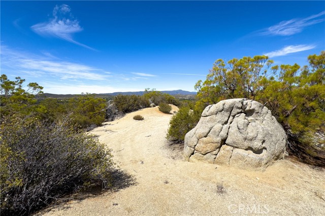 Detail Gallery Image 2 of 22 For 1 Old Stone Hill Rd, Warner Springs,  CA 92086 - – Beds | – Baths