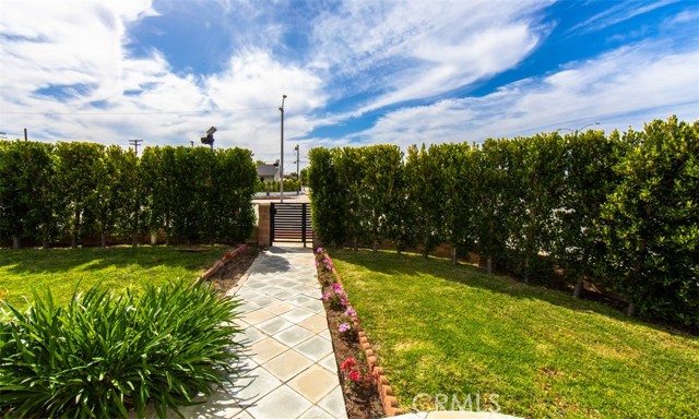 Detail Gallery Image 3 of 68 For 23404 Anza Ave, Torrance,  CA 90505 - – Beds | – Baths