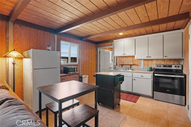 21100 Paseo Montana, Murrieta CA: https://media.crmls.org/medias/ff37a8fb-bef3-4141-b122-d46b841fc247.jpg