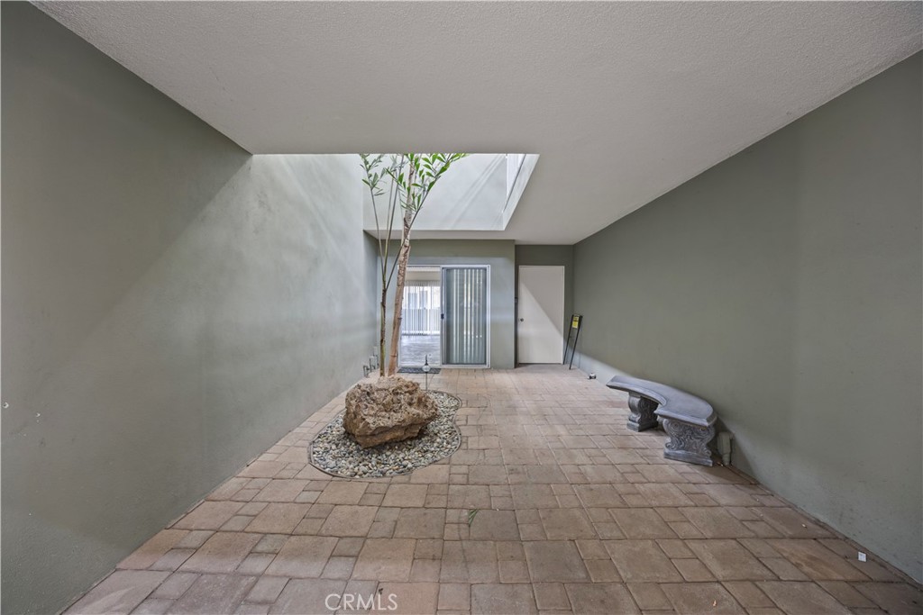 MLS #SB26148433 image #10